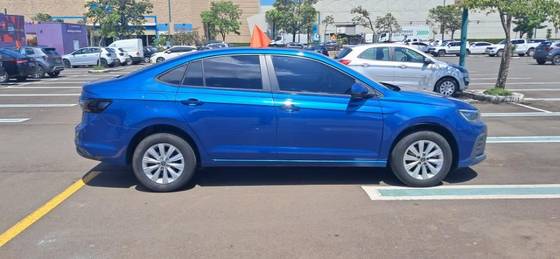 VOLKSWAGEN VIRTUS 1.0 170 TSI MANUAL